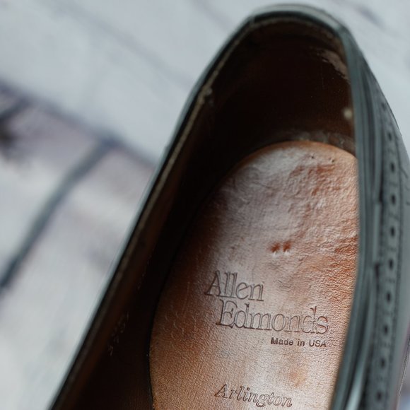 Allen Edmonds Arlington Black Leather 10.5 Mens Shoe Wingtip Brogues Tassels USA - Picture 8 of 16
